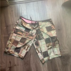 Billabong swim shorts junior size 3